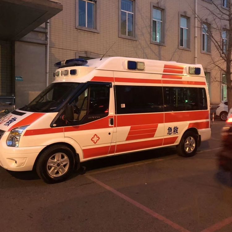 连云港夜间租赁救护车护送病人转院：安全转运的 8 大核心注意事项